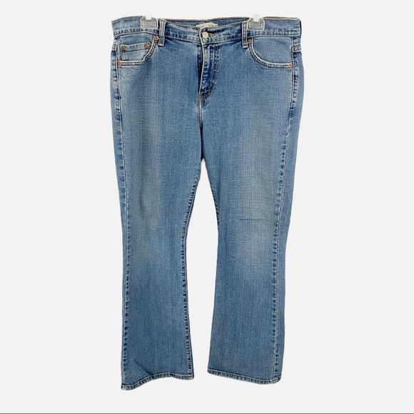Levi’s 515 Bootcut Jeans - Picture 1 of 9